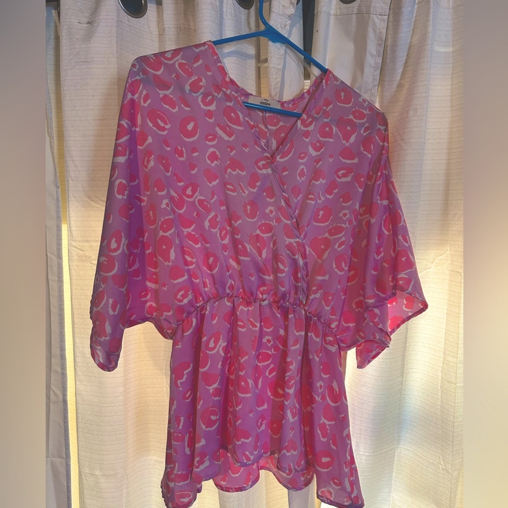 Entero Size Medium Pink and Purple Cheetah Silky Shirt